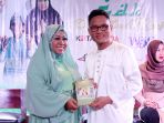 rahmad-mega-launching-mini-album_20170518_100434.jpg