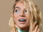 rainbow-tooth-tren-kecantikan-gigi-berwarna-yang-viral-di-instagram_20181105_090911.jpg