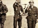 rais-abin-saat-menjadi-panglima-unef-ii_20180330_090620.jpg