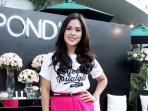 raisa-main-film-terjebak-nostalgia_20160204_152806.jpg