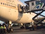 raja-salman-liburan-ke-bali_20170306_110256.jpg