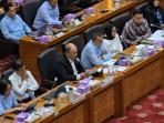 Komisi IX DPR RI Raker dengan Menkes hingga Kepala BGN, Bahas Kasus Keracunan MBG