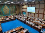 raker-menteri-esdm-nih2.jpg