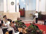 rakornas-upaya-penanganan-kebakaran-hutan-dan-lahan-2020-di-istana-negara.jpg