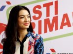 raline-shah-hadiri-peluncuran-spbu-pasti-prima_20151211_221705.jpg