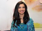 raline-shah-tokoh-meirose-di-film-surga-yang-tak-dirindukan_20150713_173713.jpg