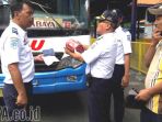 rampcheck-di-terminal-bus-purabaya_20170531_100613.jpg