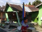rangkaian-gempa-bumi-mengguncang-kabupaten-donggala-sulawesi-teng_20180928_182921.jpg