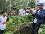rangkul-para-petani-muda-orang-muda-ganjar-jabar-gelar-pelatihan-pertanian-organik.jpg