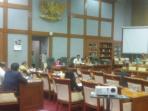 rapat-badan-legislasi_20160518_163048.jpg