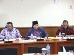rapat-dengar-pendapat-di-ruang-rapat-komite-i-dpd-ri-kamis-5-september-2019.jpg