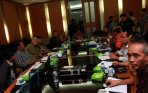 rapat-dewan-pengupahan-buruh-ump-dki-2015_20141104_120112.jpg
