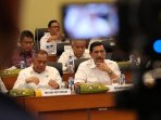 rapat-gabungan-penanggulangan-terorisme_20160215_173229.jpg