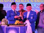 rapat-kerja-nasional-partai-amanat-nasional-iii-di-bandung_20170821_230626.jpg