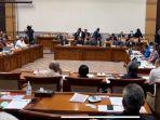 rapat-komisi-ii-dpr-mahfud-2.jpg