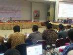 rapat-kpu_20150930_123753.jpg