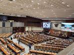 rapat-paripurna-dpr-ri-pada-kamis-nih3.jpg