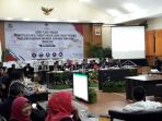rapat-pleno-kpu-jabar_20180708_205744.jpg