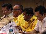 rapat-pleno-partai-golkar_20160407_222812.jpg
