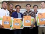 rapat-pleno-terbuka-penyerahan-hasil-penelitian-administrasi_20180117_231939.jpg
