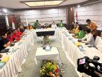 rapat-tpn-perdana.jpg