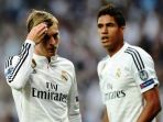 raphael-varane-dan-toni-kroos_20180325_162754.jpg