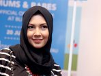 ratna-galih-hadiri-acara-bliblicom_20160622_160656.jpg