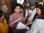 ratna-sarumpaet-cs-gugat-kpk-ke-pn-jakarta-pusat_20160906_213749.jpg