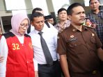 ratna-sarumpaet-menjalani-pelimpahan-tahap-2_20190131_185622.jpg