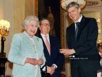 ratu-elizabeth-ii-dan-arsene-wenger.jpg
