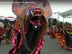 ratusan-barong-kesurupan-massal-di-makodam_20171027_163406.jpg