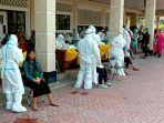 ratusan-ibu-hamil-saat-mengikuti-pemeriksaan-dan-swab-test.jpg