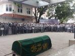 ratusan-karyawan-rsud-al-ihsan-provinsi-jawa-barat-demo.jpg