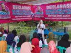 ratusan-kaum-ibu-yang-terdiri-dari-istri-nelayan-dan-pelaut.jpg