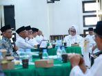 ratusan-kiai-berkumpul-di-tebuireng-pkb-pbnu.jpg