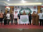 ratusan-pemuda-lintas-agama-ikuti-kegiatan-gerakan-pemuda-membaca-kitab-suci-di-subang_20171128_165923.jpg