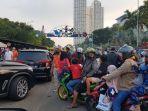ratusan-pengunjung-yang-akan-berangkat-ke-kepulauan-seribu-2.jpg