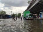 ratusan-sopir-truk-mengantre-di-kawasan-pelabuhan-tanjung-emas-semarang-jawa-tengah.jpg
