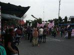 ratusan-warga-dari-desa-koto-aman-kecamatan-tapung-hilir.jpg