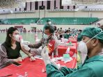 ratusan-warga-mengikuti-vaksinasi-di-gor-jatidiri-kota-semarang_20210625_200927.jpg