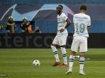 raut-frustrasi-aubameyang-dan-mason-mount.jpg