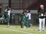 raut-pelatih-persib-bandung-mario-gomez_20181106_181428.jpg