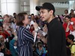 rayakan-ultah-afgan-ditemani-rossa-hibur-pasien-rscm_20180528_145705.jpg