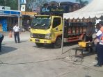 razia-kendaraan-di-jalan-tol-purbaleunyi_20170523_154656.jpg