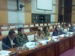 rdpu-komisi-iii-dpr_20161017_225004.jpg