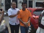 rds-25-pelaku-pembunuhan-terhadap-istri-sendiri-berinisial-nas-27-digiring-polisi.jpg