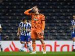 reaksi-bentancur-usai-melakukan-blunder-fatal-melawan-porto.jpg