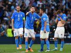 reaksi-para-pemain-italia-setelah-tertinggal-dua-gol-dari-argentina.jpg