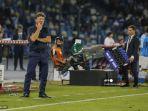 reaksi-pelatih-cagliari-asal-italia-walter-mazzarri.jpg