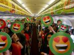 reaksi-penumpang-airasia-inflight-meal-tasting.jpg